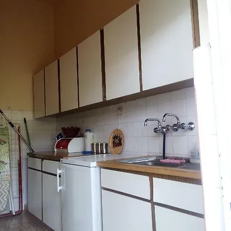 Дом отдыха Aidoni House *